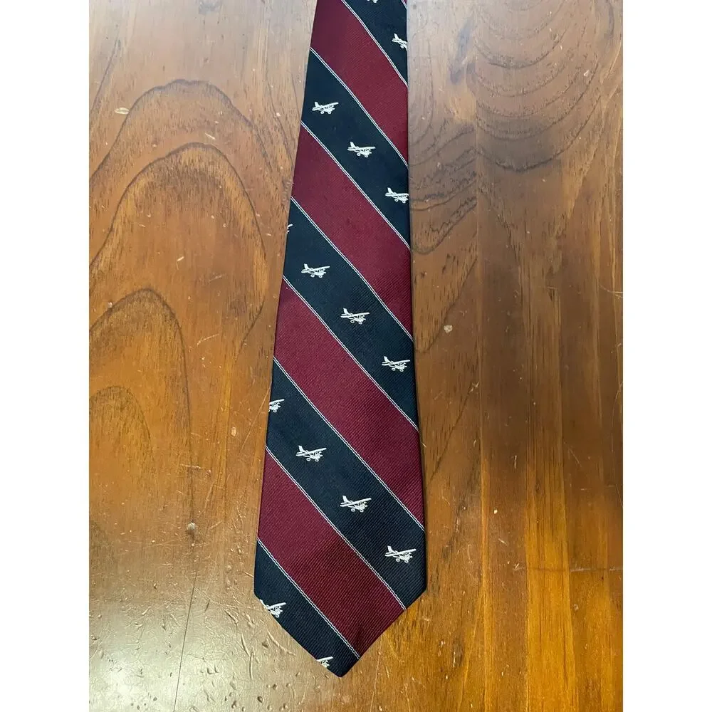 VTG Sporty's Pilot Shop Made in USA All Silk Mens Tie Airplane Aviation Red Blue